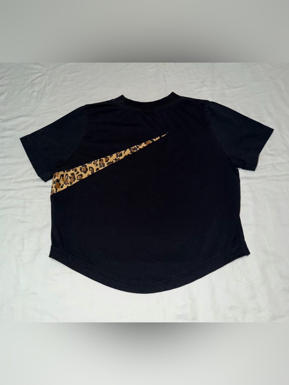 Nike NSW Animal Print Swoosh Cropped Top Black Leopard Logo Size M - Picture 5 of 11